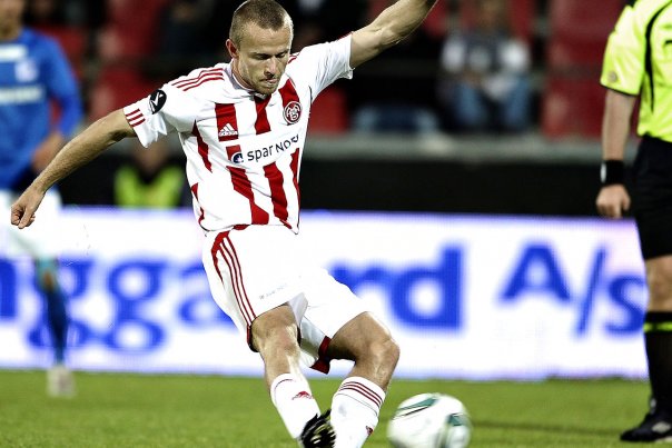 Rasmus Würtz mente, at AaB-holdet dumpede første halvleg og var utilfreds med nederlaget. (Foto: Henning Bagger/Scanpix 2011) Foto: Henning Bagger