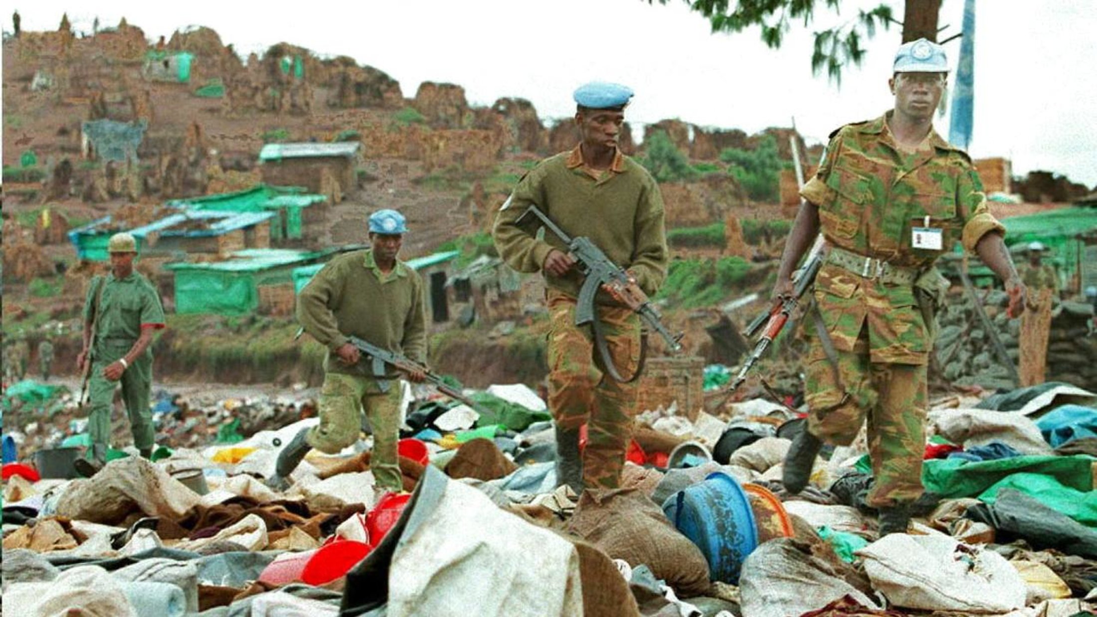 RWANDA-KIBEHO AFTERMATH 1