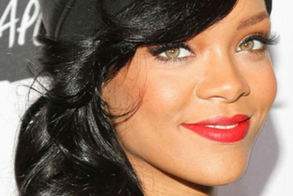 Rihanna bekræftet på Roskilde Festival 2013