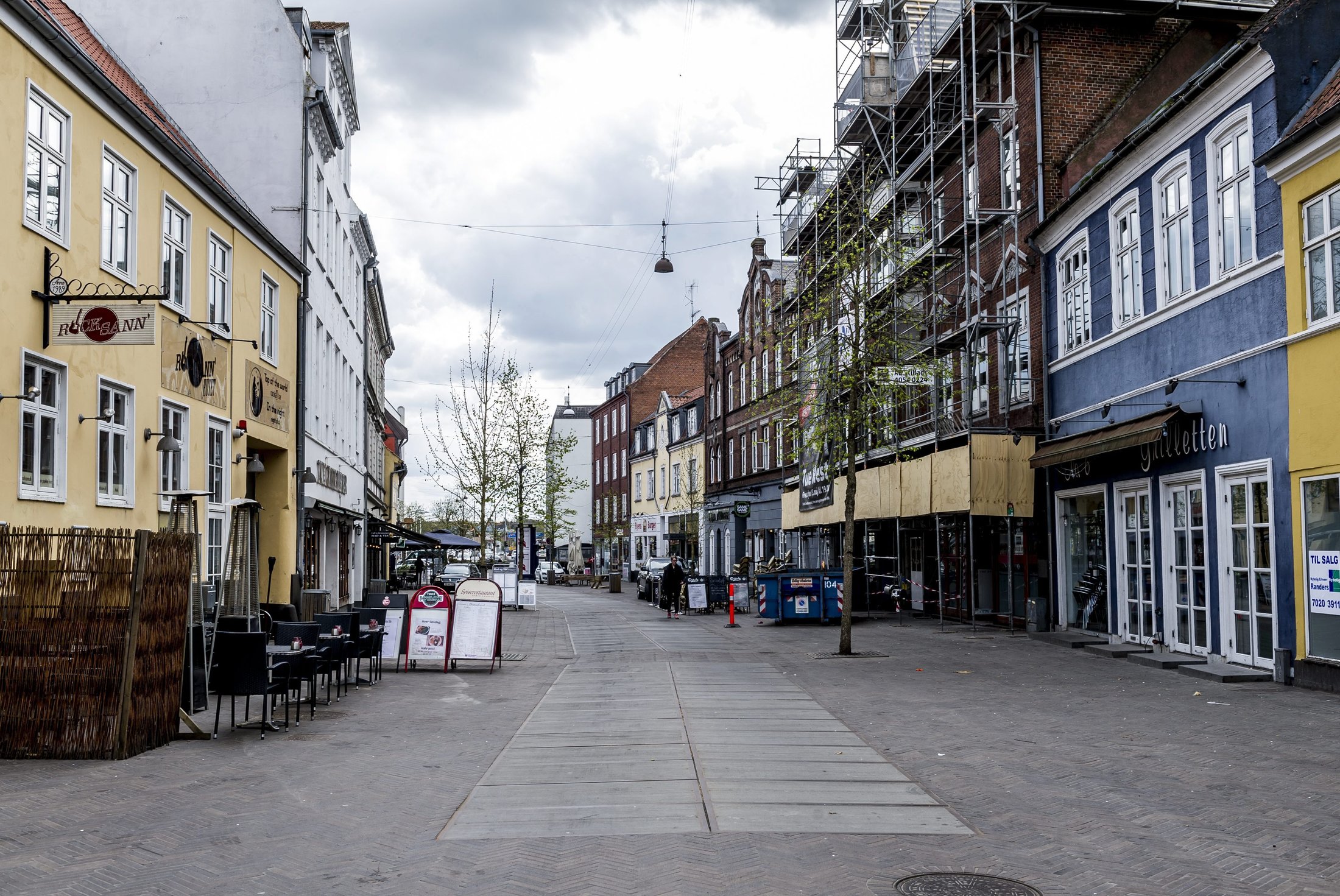 den store numsebog dating for unge under 18 den store numsebog dating for unge under 18
