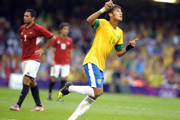 Neymar scorer her mod Egypten. Foto: ROGER PARKER
