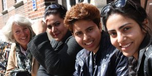 Arabiske kvinder stormer frem - 1