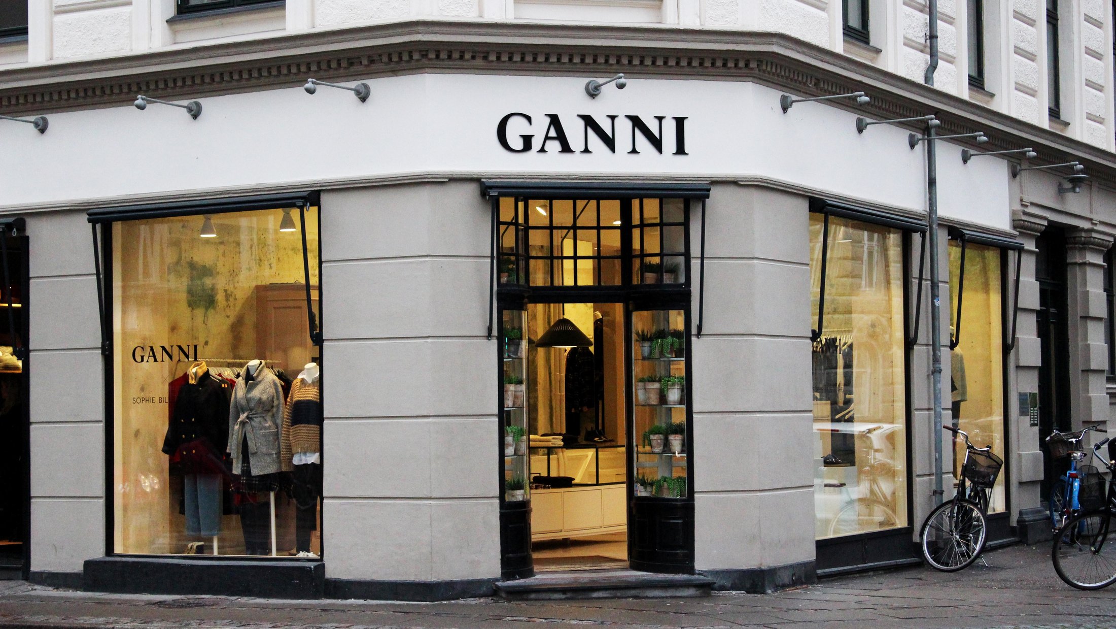 Ganni på Gammel Kongevej - Shopping | AOK