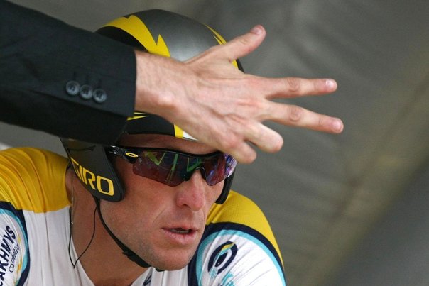 Lance Armstrong siger, at han bare gjorde, hvad alle de andre tidligere cykelkonger gjorde, da han dopede sig. Foto: JOEL SAGET