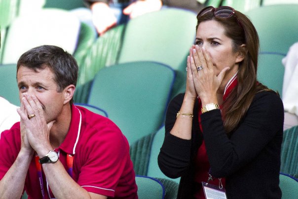 Kronprinsesse Mary og kronprins Frederik så med, da Caroline Wozniacki ved OL i London sidste sommer besejrede englænderen Anne Keothavong i tennisturneringens første runde. Foto: Søren Bidstrup