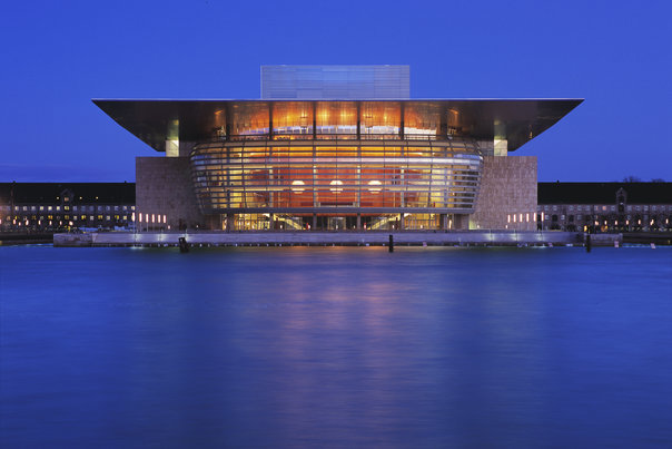 Veje til Operaen
