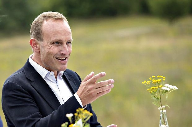 Dating nettsteder under 18 år gammel