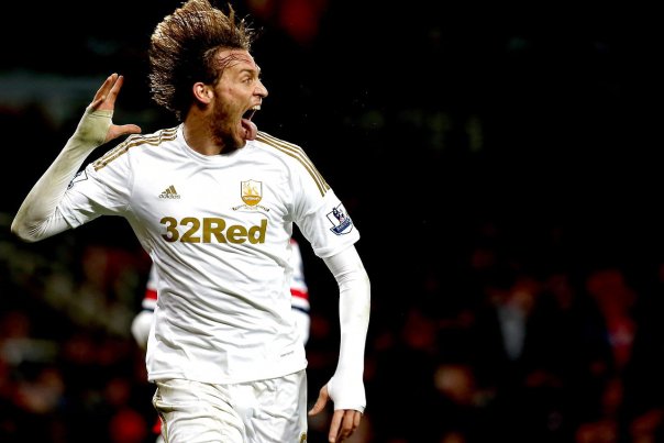 Michu nyder sin succes i Swansea. Foto: KAREL PRINSLOO