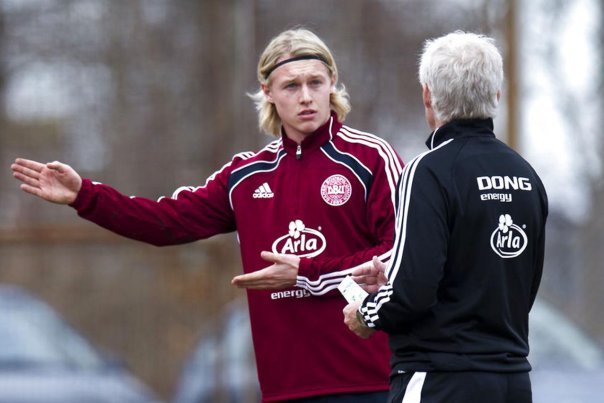 Morten Olsen og Simon Kjær Foto: Jens Nørgaard Larsen