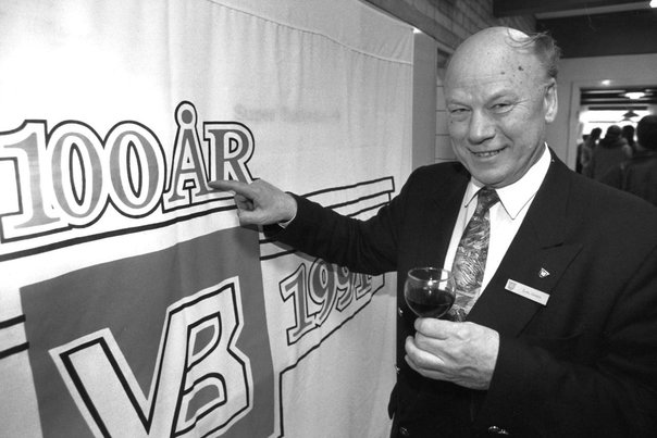 Ejgil Jensen (Mr. VB), tidl. sekretær i Vejle Boldklub. Her ved Vejle Boldklubs 100 års jubilæum. Foto: Claus Fisker