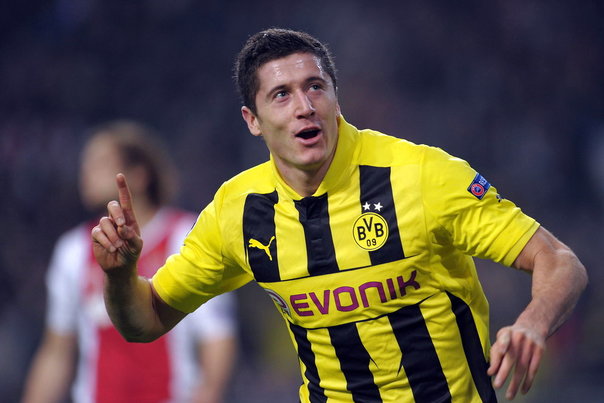 Robert Lewandowski er ifølge tyske medier klar til at trække United-trøjen over hovedet allerede i januar måned Foto: Federico Gambarini