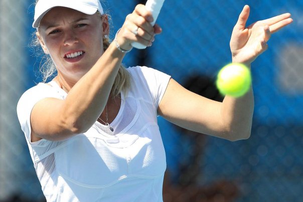 Caroline Wozniacki møder kasakhstaneren Ksenia Pervak i første runde i opvarmningsturneringen Brisbane International. Foto: TERTIUS PICKARD